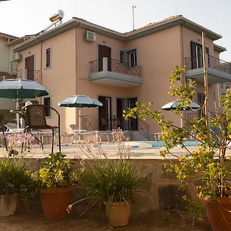 Stefanos & Zenia's -nydri Apartamento *